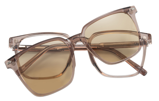 Glasseslit 200782 Square Magnetic Clip on Eyeglasses C4, Amber frame, view 4