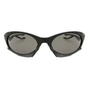 Oakley OO9437 PLANTARIS 943701, Black frame, Prizm™ Grey lenses, view 1