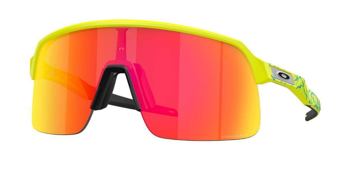 Oakley OO9463A SUTRO LITE Asian Fit 946328, Yellow frame, Prizm Ruby Red Mirror lenses