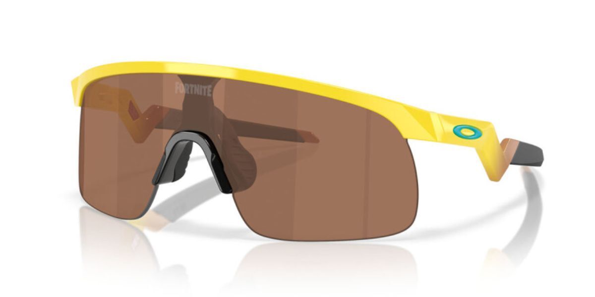 Oakley OJ9010 RESISTOR Kids 901028, Yellow frame, Prizm™ Tungsten Brown Mirror lenses