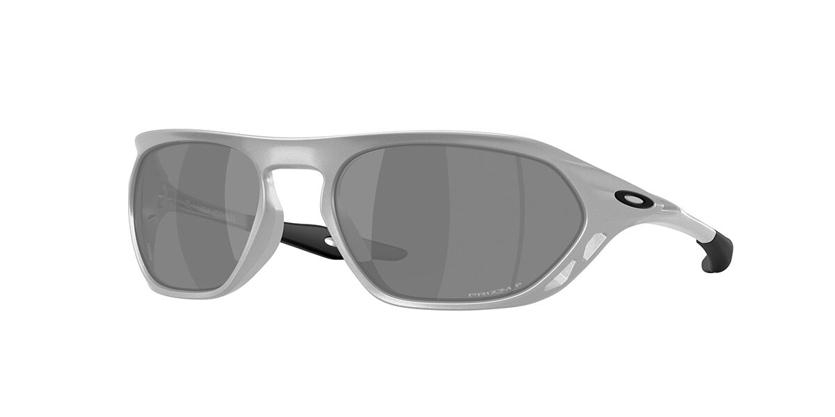Oakley OO9537 CAGE JACKET Polarized 953709, Silver frame, Prizm Black Mirror Polarized lenses