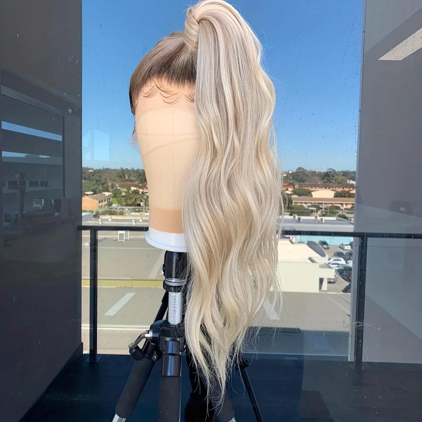 Ombre Highlight Ash Blonde Body Wave Human Hair Wig 13x4 13x6 Hd Lace Frontal Wigs Pre Plucked Ready To Wear Brazilian Hair Glueless 360 Full Lace on Clearance Sale, view 3