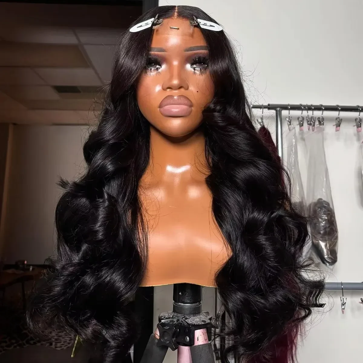 Beginner Friendly Glueless Wig 400 Density Natural Black Bouncy Curly Wigs Human Hair 13x6 13x4 HD Lace Body Wave Wigs Glueless Wear And Go For Black Women